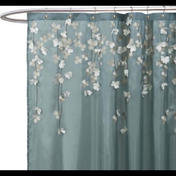 Lush Decor| Flower Drop shower curtain - Picture 3 of 9